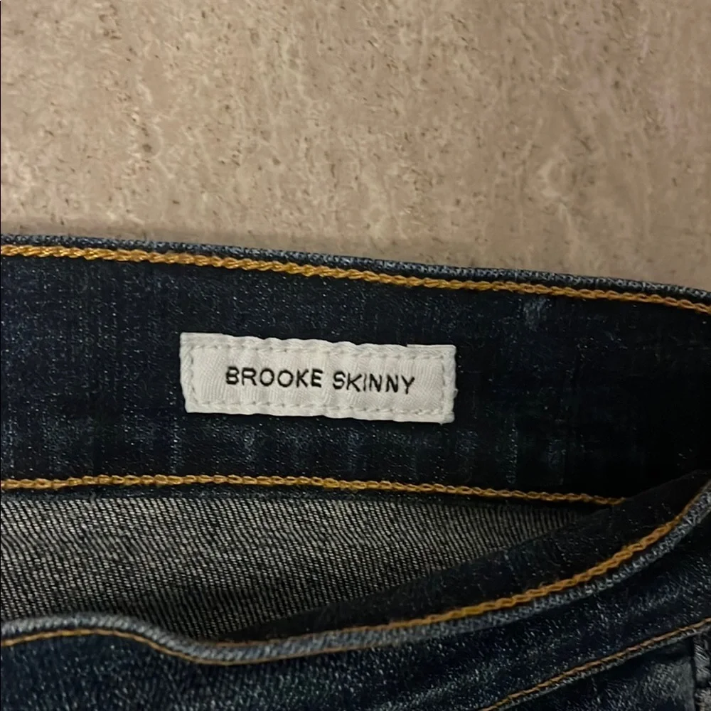 Lucky Brand Dark Wash Ankle & Cropped Jeans Sz 28